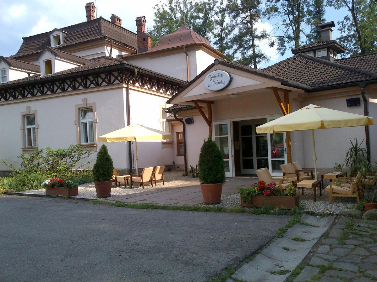 Hotel Zamecek Na Celadne Celadna Ngoại thất bức ảnh
